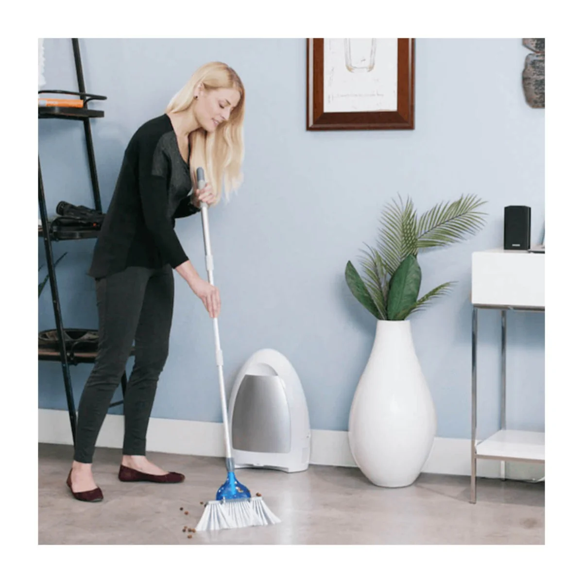 EyeVac Home – Matte Black  - Image 4