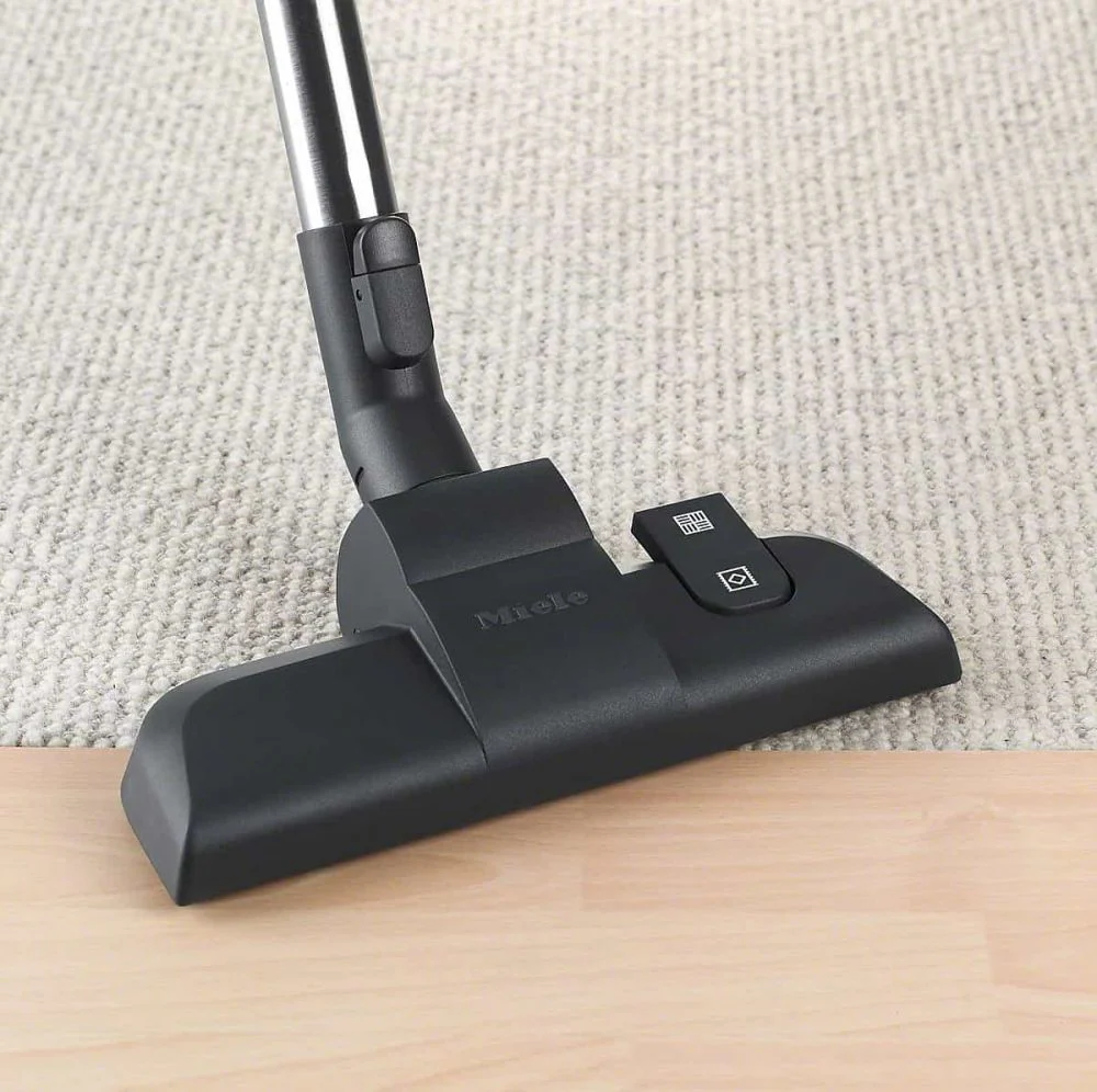 Miele Classic C1 Pure Suction Canister Vacuum Cleaner - Image 3
