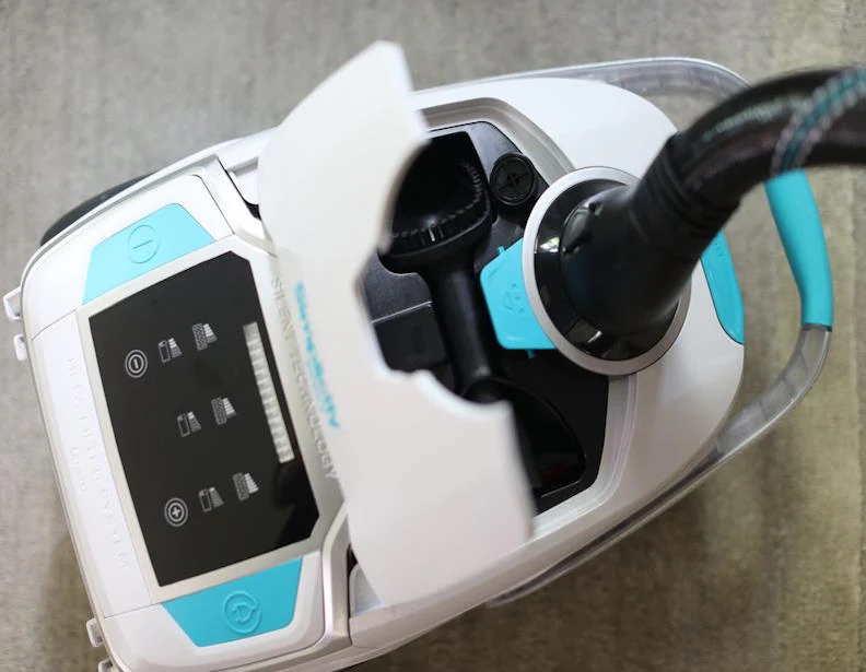 Simplicity Scout Plus Canister Vacuum - Image 4